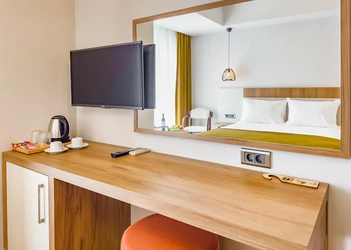 Dedeoglu Port Hotel *