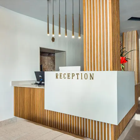 Dedeoglu Port Hotel